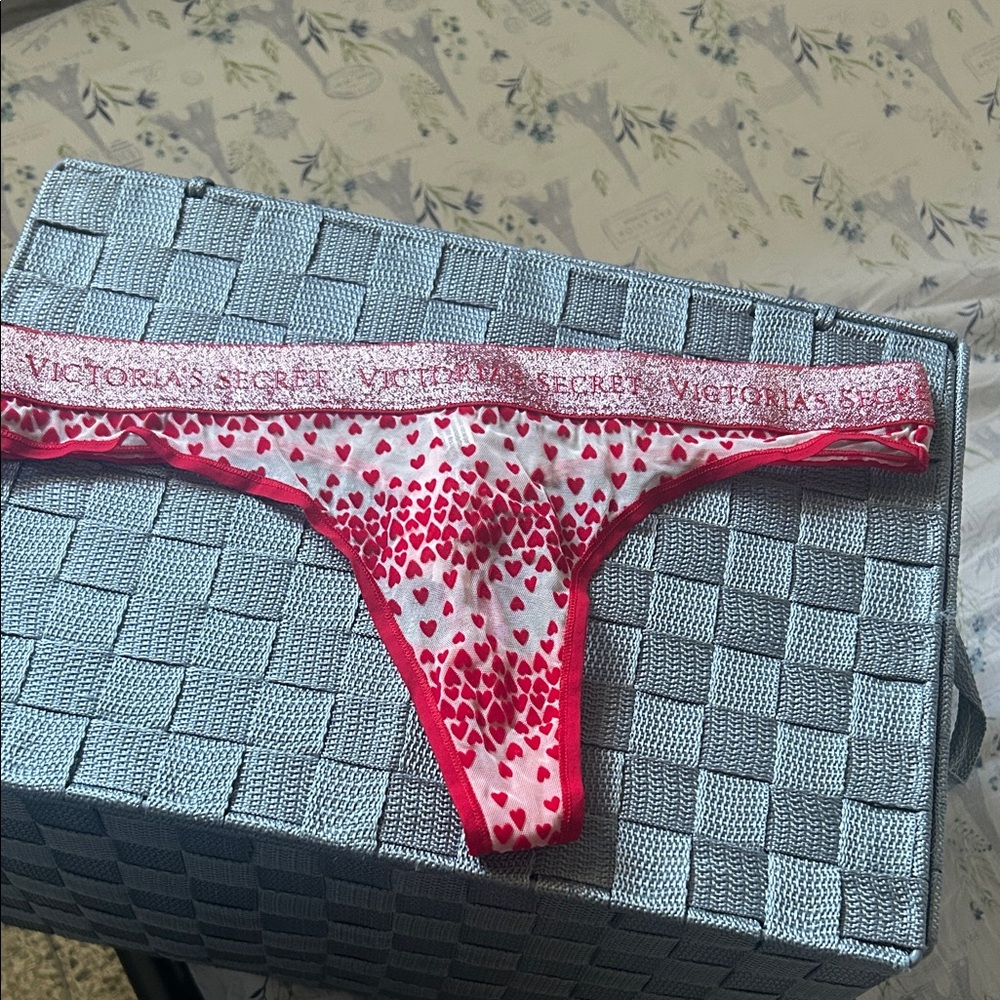 Victoria's Secret Pink Heart Pattern Thong